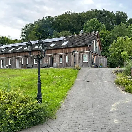 Ruhige Mit Guter Bahnanbindung Und Kuechennutzung 公寓