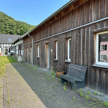 Ruhige Mit Guter Bahnanbindung Und Kuechennutzung 罗斯拉特