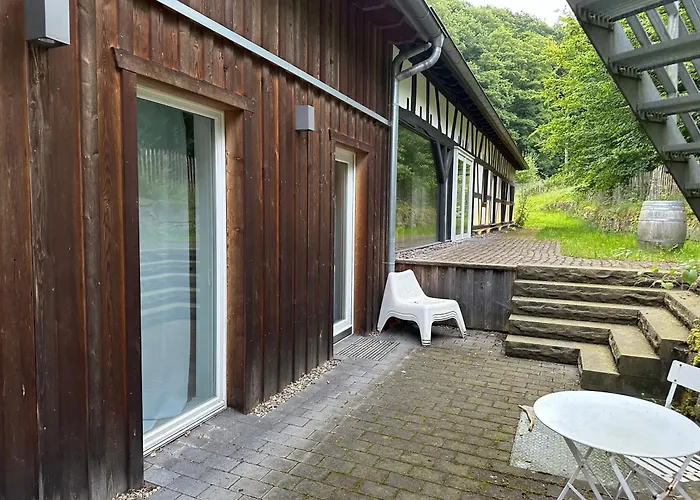 Ruhige Mit Guter Bahnanbindung Und Kuechennutzung 로스라스