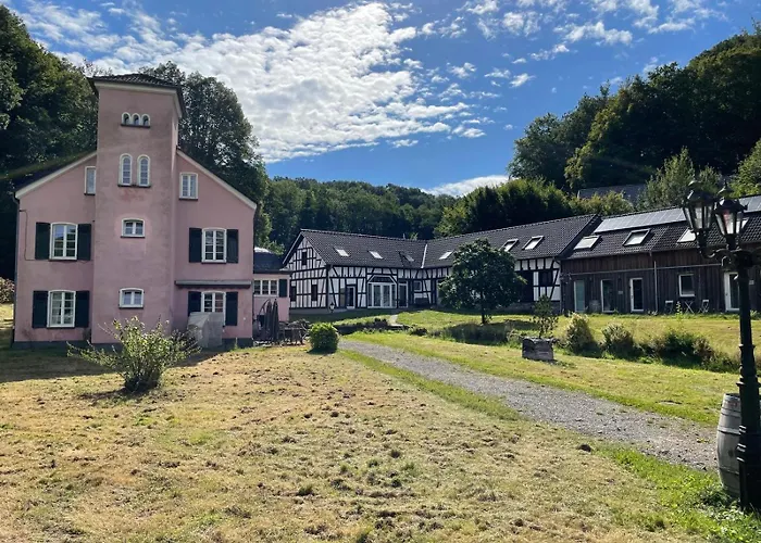 아파트 Ruhige Mit Guter Bahnanbindung Und Kuechennutzung 로스라스